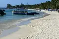 2 bedroom condo 123 m² West Bay, Honduras