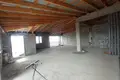 Kvartira 2 xonalar 200 m² Naymanda