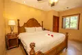 Кондо 2 спальни 1 058 м² West Bay, Гондурас
