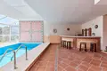 6-Schlafzimmer-Villa 590 m² Marbella, Spanien