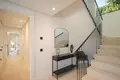 5-Schlafzimmer-Villa 448 m² Marbella, Spanien