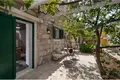 8 room house 322 m² Omis, Croatia