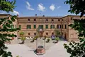 Villa 20 Zimmer 4 331 m² Siena, Italien