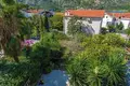 Haus 4 Zimmer 142 m² Dobrota, Montenegro