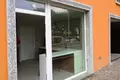 Shop 80 m² in Menaggio, Italy