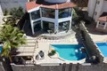 Villa de 5 habitaciones 185 m² Mahmutlar, Turquía