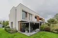 Maison 146 m² en Varsovie, Pologne