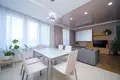 Mieszkanie 3 pokoi 114 m² Mińsk, Białoruś