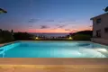 4 bedroom Villa 210 m² Rijeka Rezevici, Montenegro
