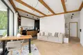 Commercial property 79 m² in Warsaw, Poland
