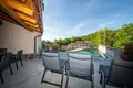 4-Schlafzimmer-Villa 405 m² Matulji, Kroatien