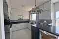 Mieszkanie 2 pokoi 300 m² Nikozja, Cypr