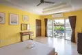 Villa de 4 dormitorios 260 m² Rawai, Tailandia