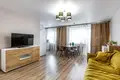 Mieszkanie 2 pokoi 45 m² Mińsk, Białoruś