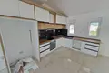 Doppelhaus 3 Schlafzimmer 160 m² Budva, Montenegro