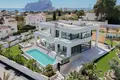 4-Schlafzimmer-Villa 560 m² Calp, Spanien