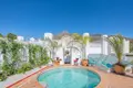 4 bedroom apartment 240 m² San Pedro Alcantara, Spain