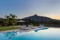 5-Schlafzimmer-Villa 351 m² Marbella, Spanien