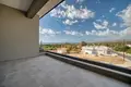 Mieszkanie 3 pokoi 150 m² Empa, Cypr