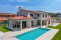 Dom 4 pokoi 200 m² Grad Porec, Chorwacja