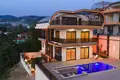 6 room villa 515 m² Alanya, Turkey