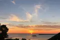 Land 3 219 m² Lustica, Montenegro