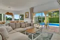 Villa de 4 dormitorios 337 m² Altea, España