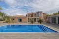 4 bedroom house 325 m² Peyia, Cyprus