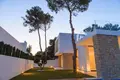 Villa de tres dormitorios 250 m² Costa Blanca, España