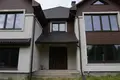 House 324 m² Brauki, Belarus