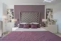 4 bedroom apartment 240 m² San Pedro Alcantara, Spain