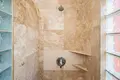 2 bedroom condo 129 m² West Bay, Honduras