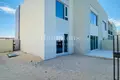 Mieszkanie 3 pokoi 2 152 m² Dubaj, Emiraty Arabskie