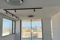 Mieszkanie 3 pokoi 178 m² Limassol, Cypr