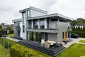 4 bedroom house 400 m² Jurmala, Latvia
