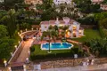 4-Schlafzimmer-Villa 524 m² Estepona, Spanien