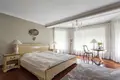 Mansion 2 bedrooms 500 m² Lodz, Poland