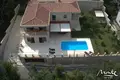 4-Schlafzimmer-Villa 372 m² Stoliv, Montenegro