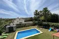 Villa de 4 dormitorios 250 m² Manilva, España