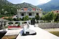 5-Schlafzimmer-Villa 400 m² Risan, Montenegro