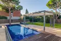 6 bedroom house 450 m² Gava, Spain