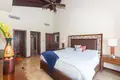1 bedroom condo 93 m² Roatan, Honduras