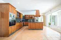 5 bedroom villa 423 m² Estepona, Spain