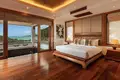 5-Schlafzimmer-Villa 1 590 m² Ban Bang Thao, Thailand