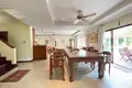 5 bedroom villa 842 m² Ban Bang Thao, Thailand