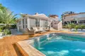 Mieszkanie 4 pokoi 127 m² Alanya, Turcja