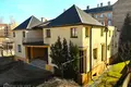 House 10 rooms 700 m² Riga, Latvia