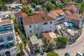 Casa 18 habitaciones 400 m² Dobrota, Montenegro