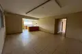 Mieszkanie 3 pokoi 138 m² Empa, Cypr