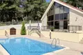 Villa de 4 dormitorios 250 m² Pano Platres, Chipre